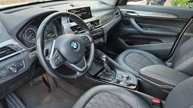 BMW X1 view 8