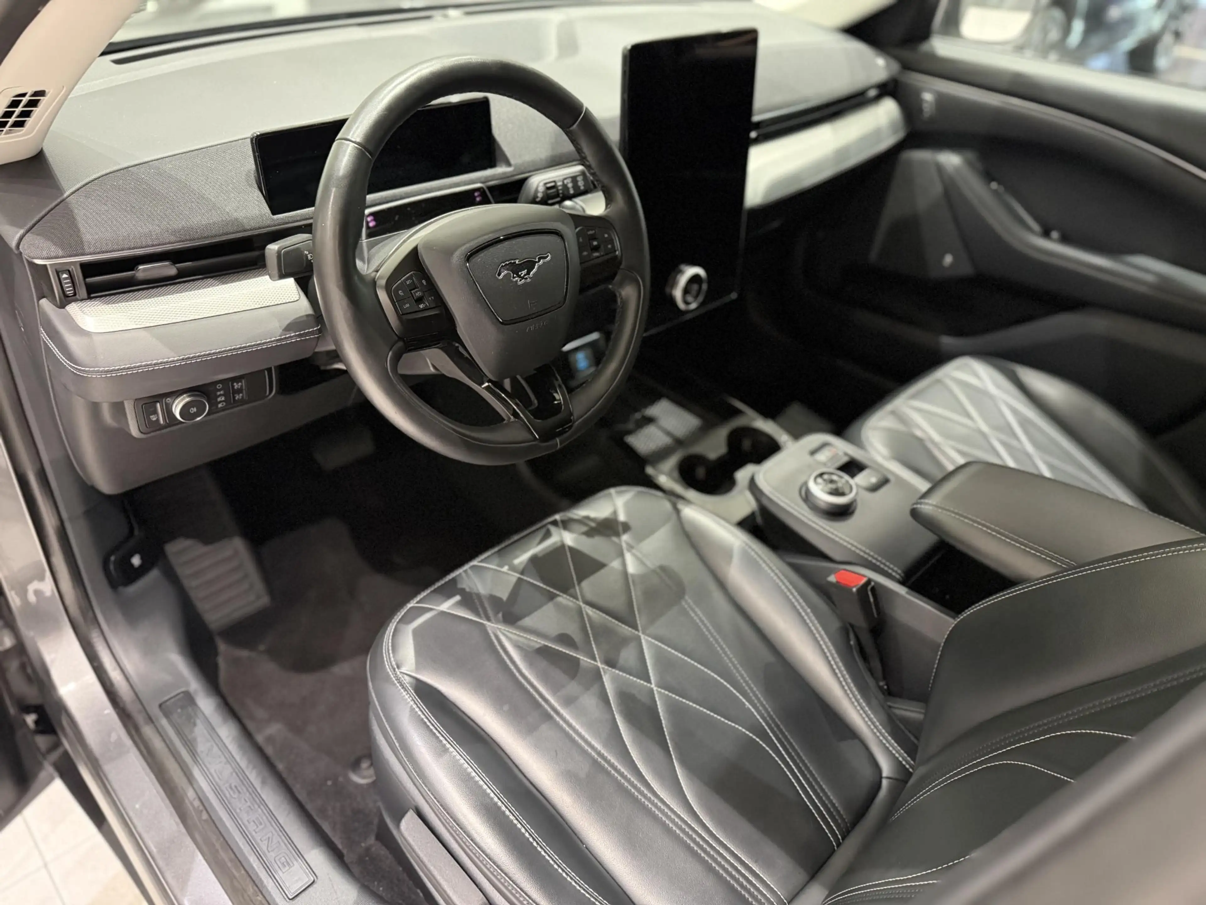 Ford Mustang Mach-E Extended RWD 98 kWh | SOH 93,1% | B&O | Navigatie — photo 27