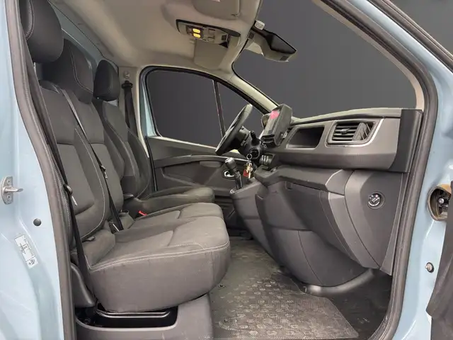 Renault Trafic view 10