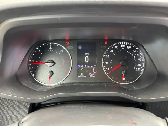 Renault Trafic view 14