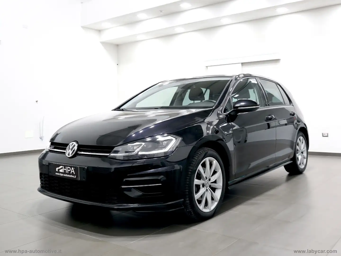 Volkswagen Golf 2.0TDI DSG 150CV R-LINE NAVI FULL LED ACTIVE INFO Zwart - 1