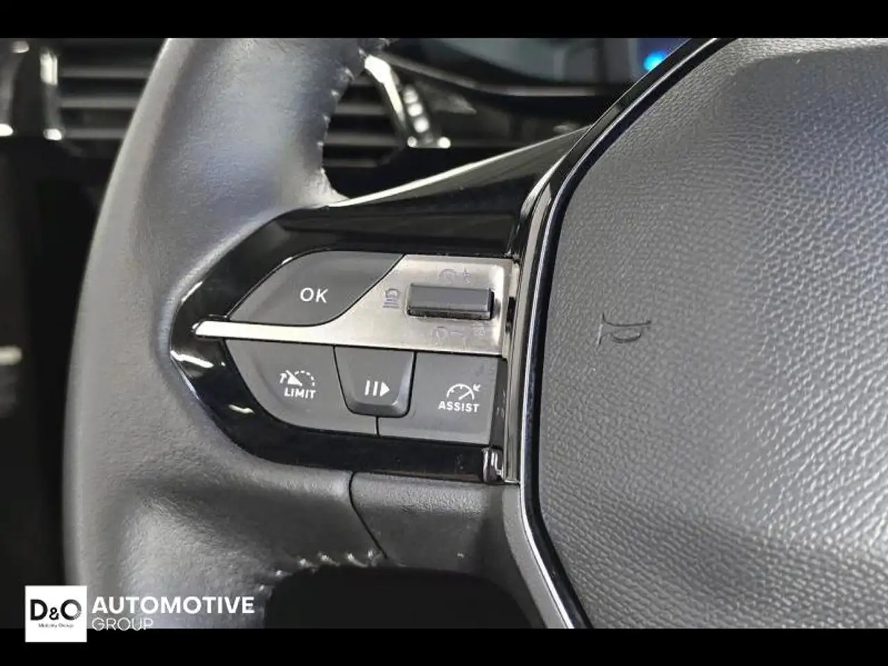 Peugeot 408 allure camera gps 22