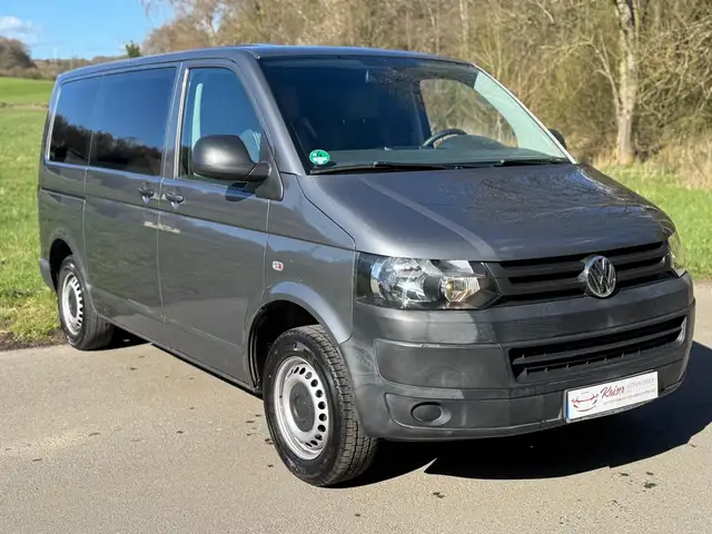 Volkswagen T5 Transporter Kombi