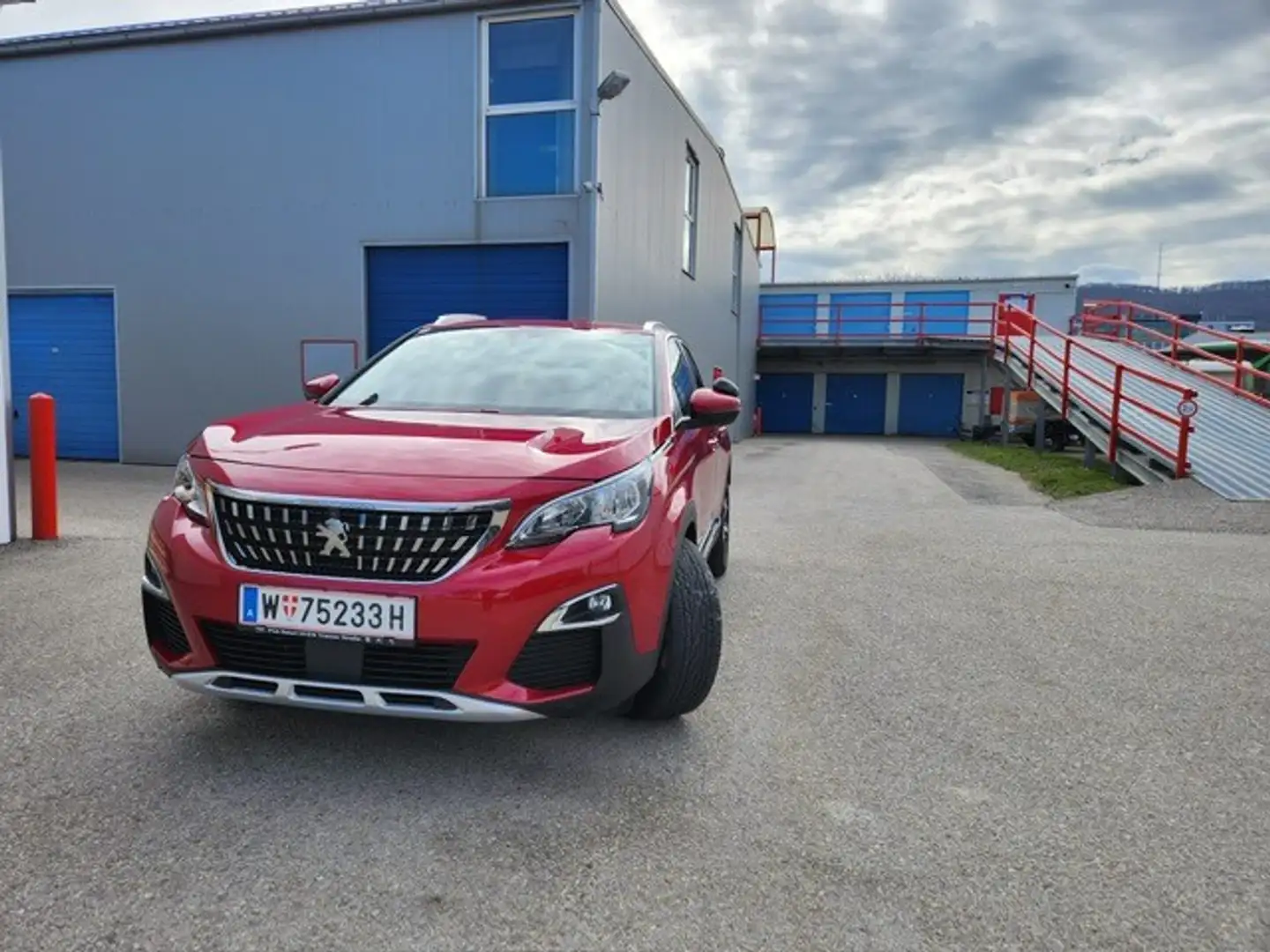 Peugeot 3008 1,5 BlueHDi 130 S&S EAT8 Allure Aut./Top gepfle... Rood - 2