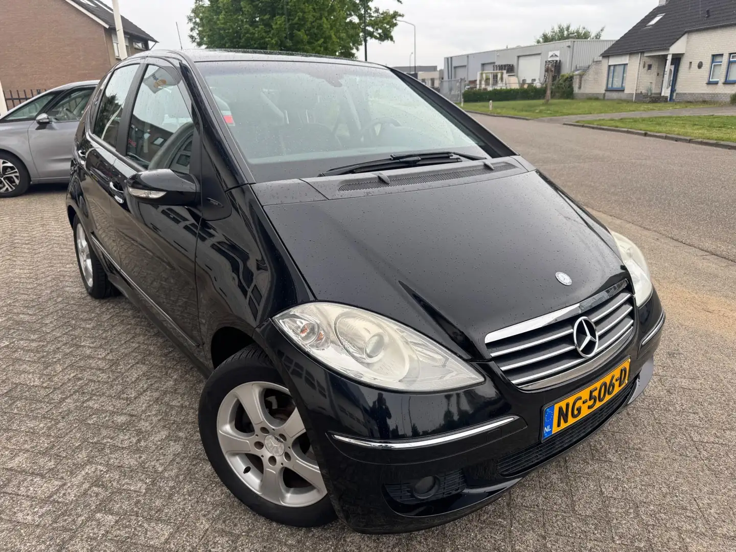 Mercedes-Benz A 150 Avantgarde Airco, Stoelverwarming Zwart - 2