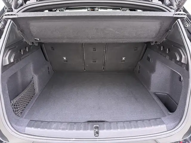 BMW Ix1 view 25