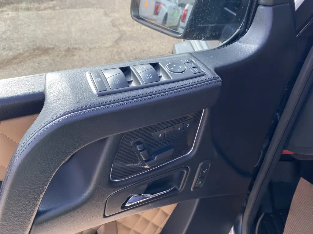 2016 Mercedes-Benz G-Class AMG G 63 | SunRoof | Climate Seats | Rear Cam — photo 5