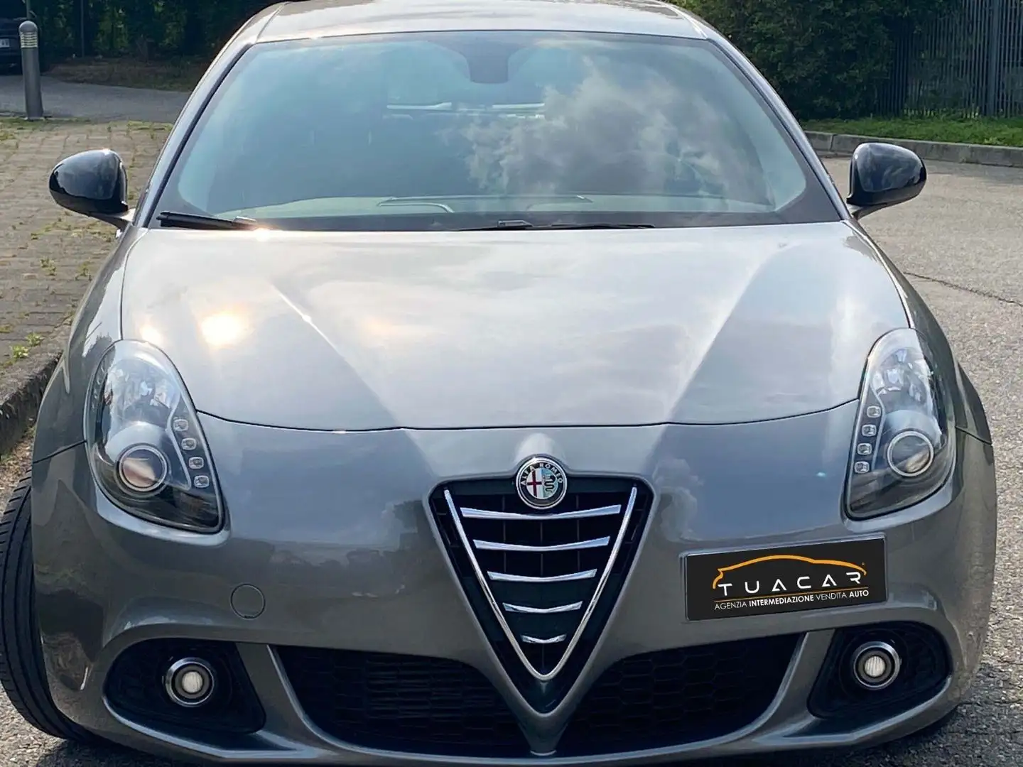 Alfa Romeo Giulietta Distinctive 1.6 JTDM 16V Grigio - 2