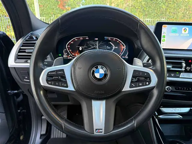 BMW X4 view 13
