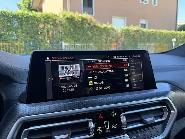 BMW X4 view 18