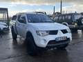 Mitsubishi L200 L200 2.5 TD 136 CLUB CAB INVITE Weiß - thumbnail 3