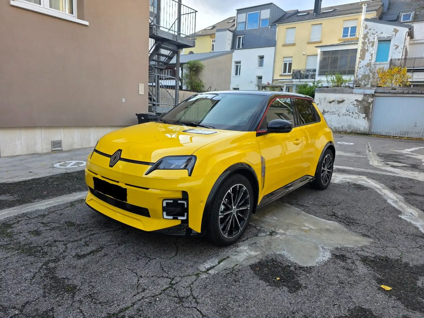 Renault R 5 R 5 E-Tech Iconic Five 150 Comfort Range Gelb - 1