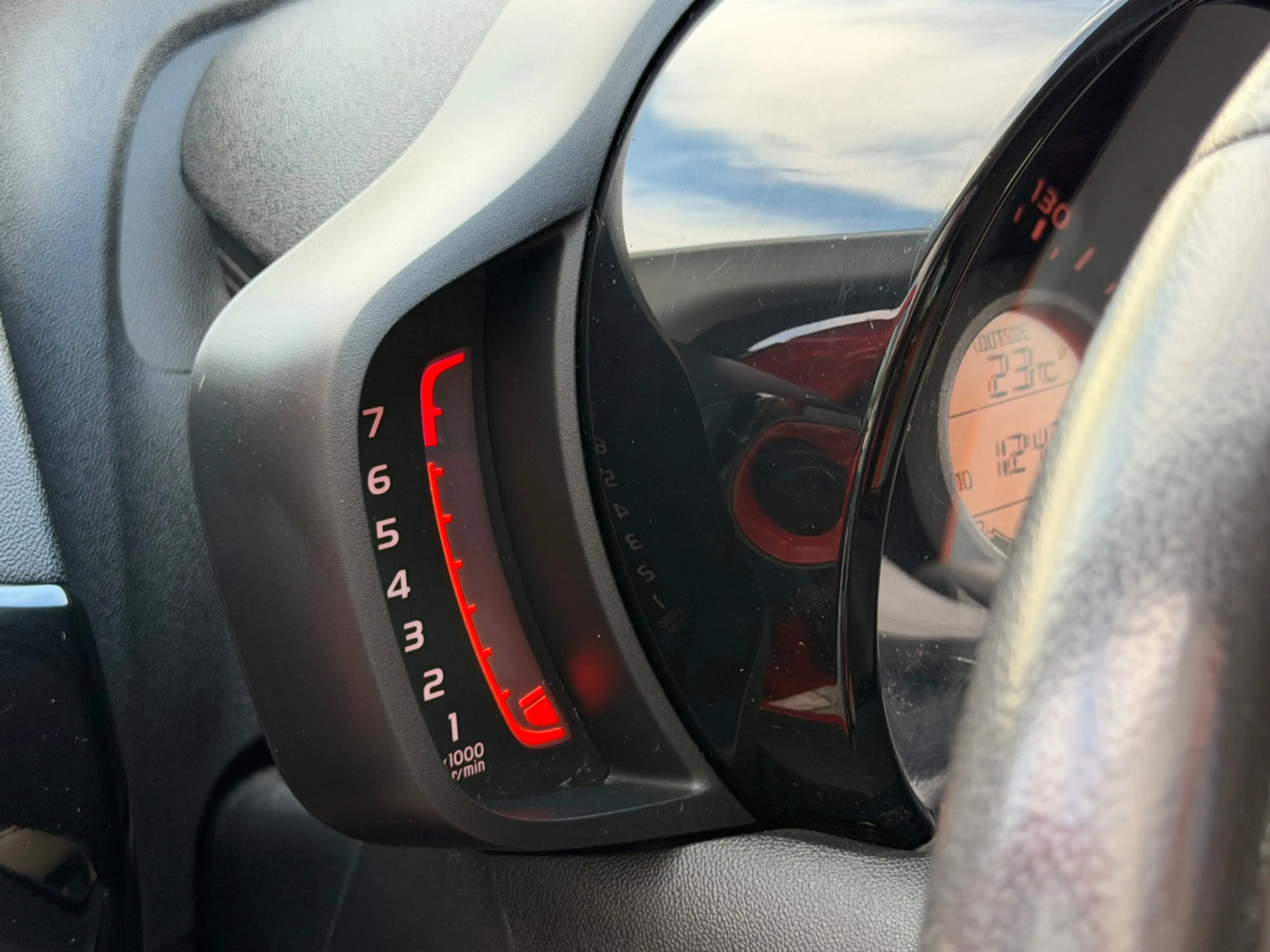 Toyota Aygo 1.0 VVT-i x-cite, NAP, 5-deurs, Camera, Airco — photo 41