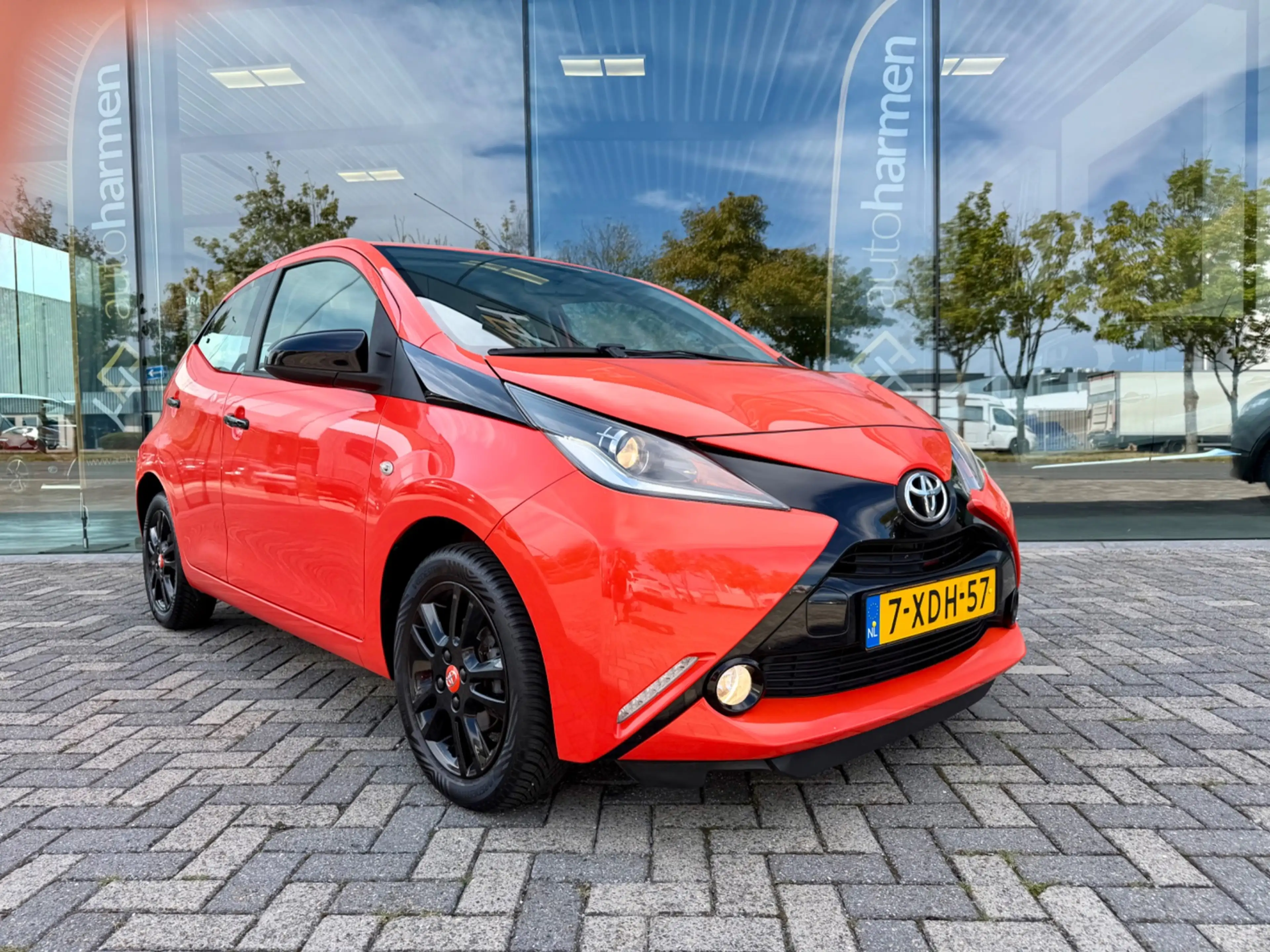 Toyota Aygo 1.0 VVT-i x-cite, NAP, 5-deurs, Camera, Airco — photo 15