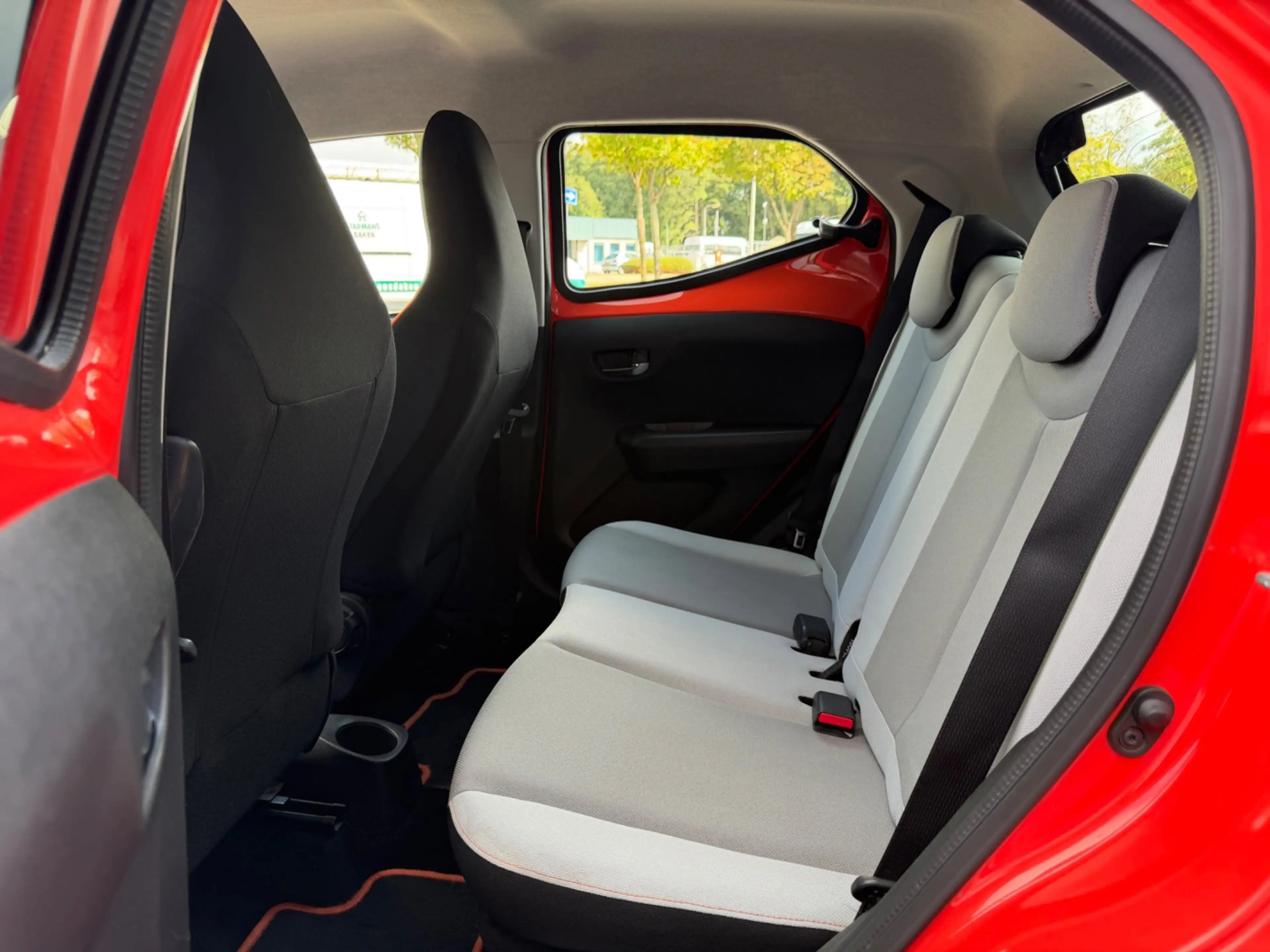 Toyota Aygo 1.0 VVT-i x-cite, NAP, 5-deurs, Camera, Airco — photo 9