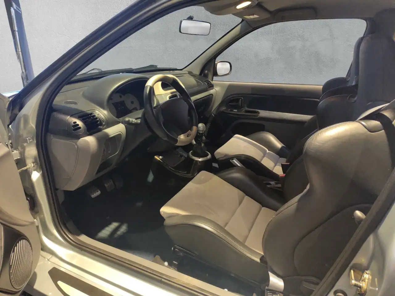 Renault Clio 3.0 V6 Sport ELIA UMBAU, foto 11