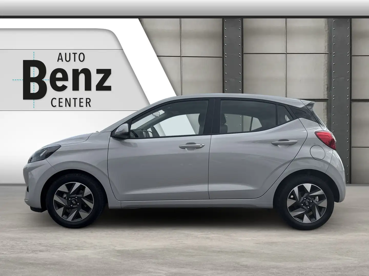 Hyundai i10 1.0 TREND *KOMFORTPAKET*R-KAMERA* Klima Navi Gris - 2