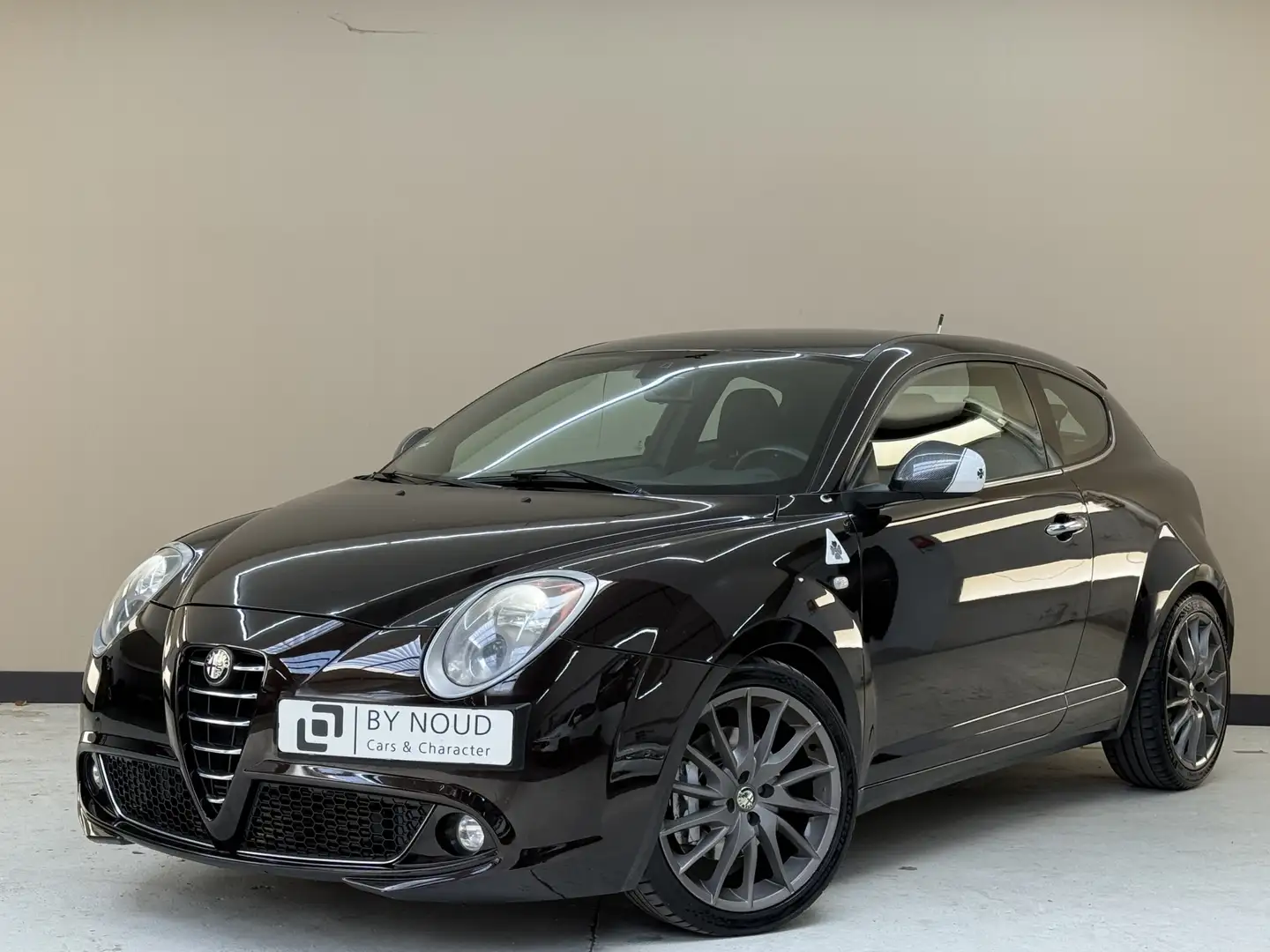 Alfa Romeo MiTo 1.4 T Quadrifoglio Verde, 170Pk, 2010, Volledige h Noir - 1