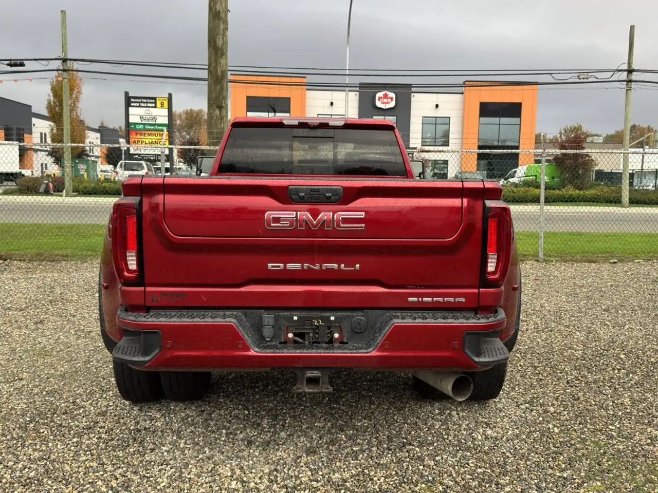 GMC Sierra 3500HD снимка GMC Sierra 3500HD