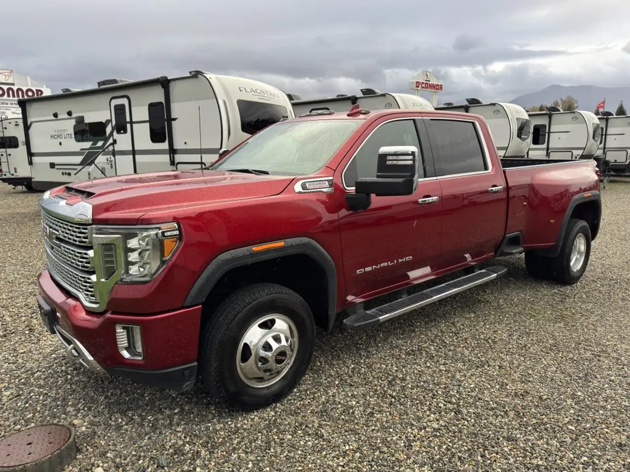 GMC Sierra 3500HD снимка GMC Sierra 3500HD