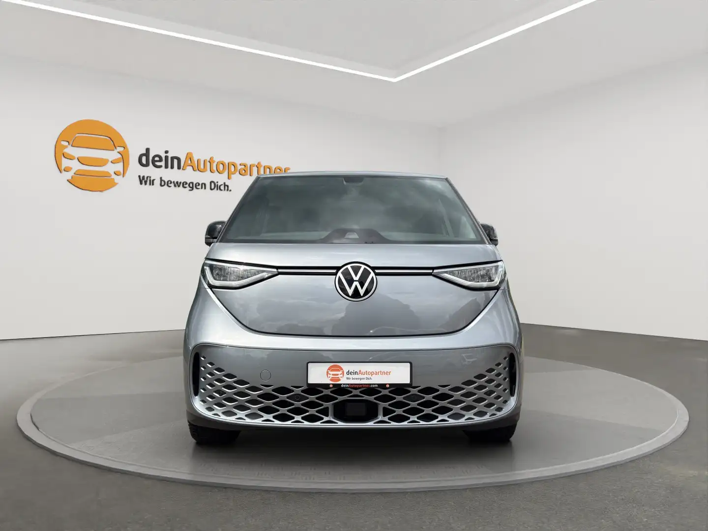 Volkswagen ID. Buzz ID.Buzz Bus 150 kW Pro NAVI/LED/ACC/LANE/KEYLESS Stříbrná - 2
