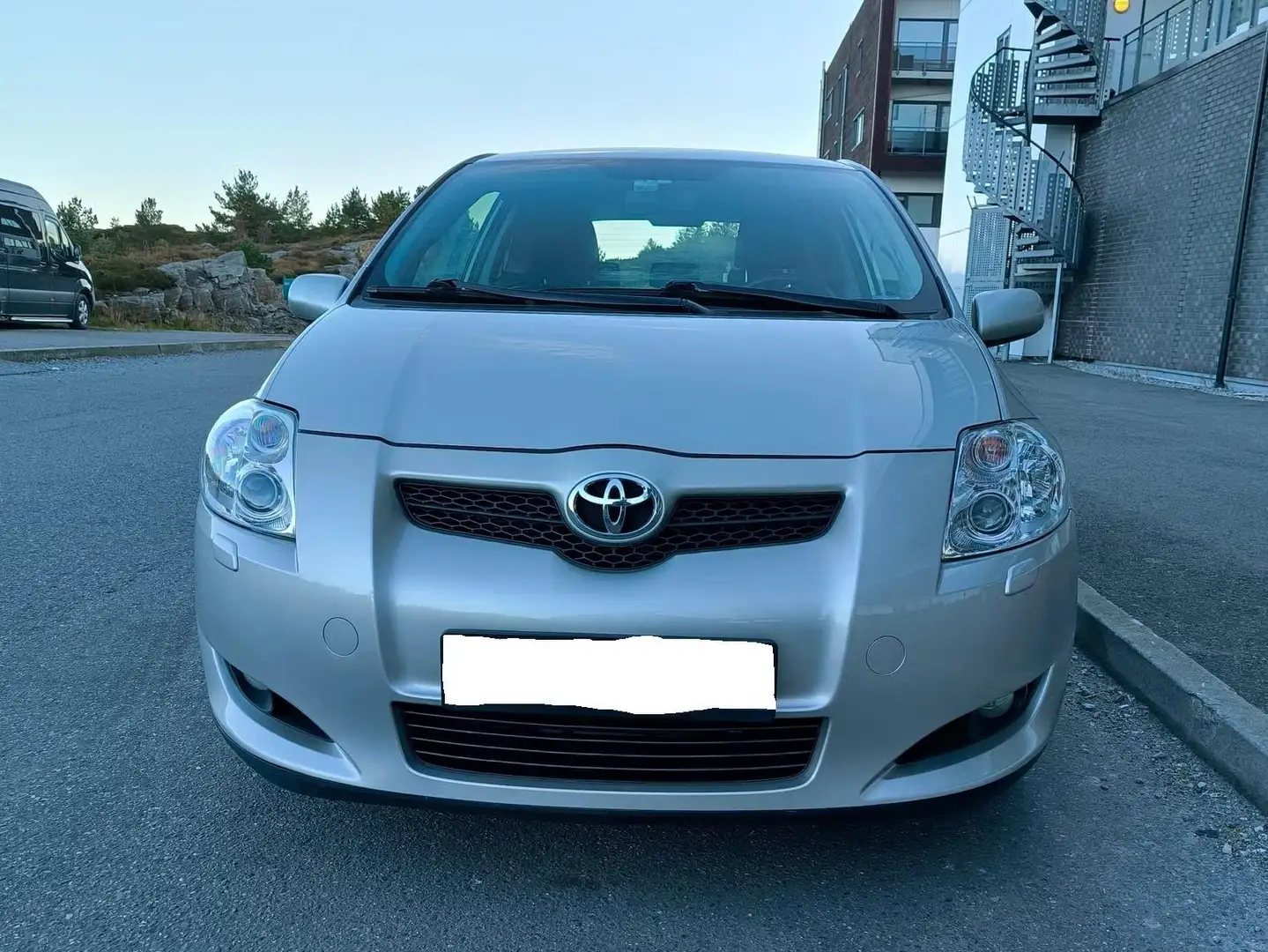 Toyota Auris Auris 1.4 D-4D Linea Luna Zilver - 1