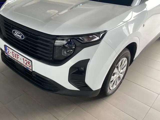 Ford Transit Courier Utilitaire Trend      *2025*    0km