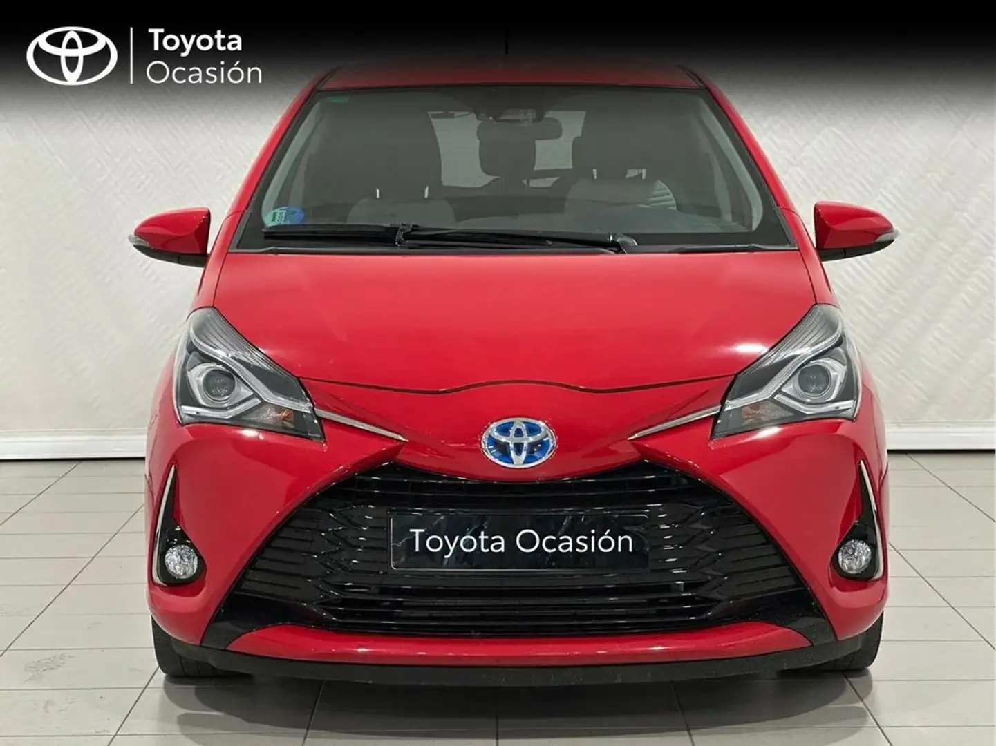 Toyota Yaris 1.5 100h Feel! Rojo - 2