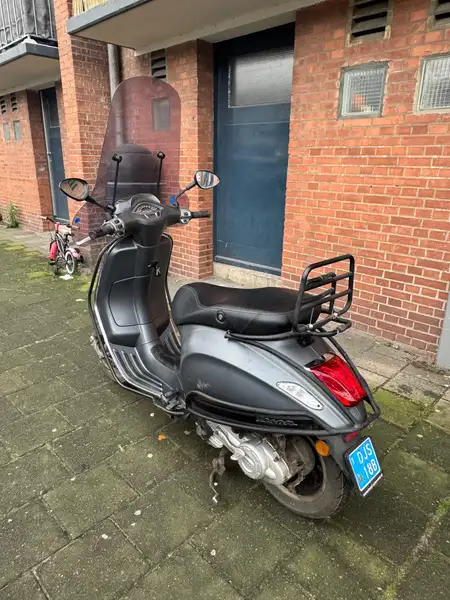 Vespa Sprint - foto 6