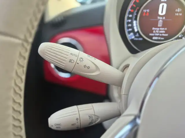 Fiat 500C view 6