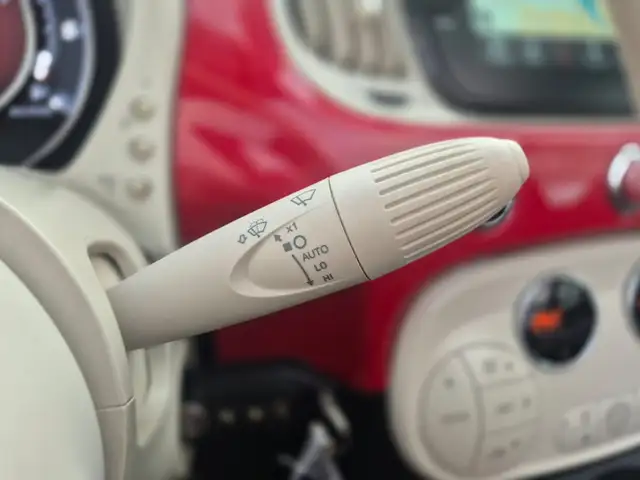 Fiat 500C view 5