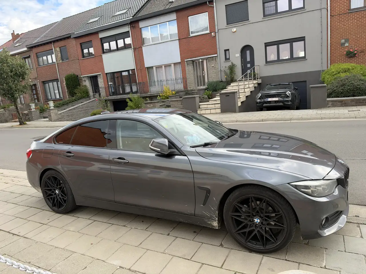 BMW 418