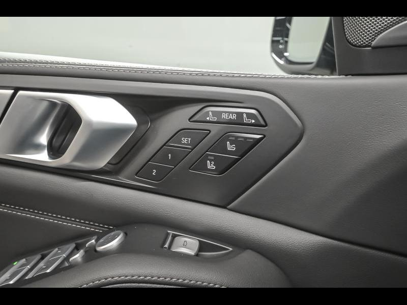 BMW X7 xDrive 40d — photo 18