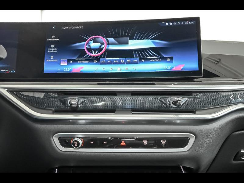 BMW X7 xDrive 40d — photo 12