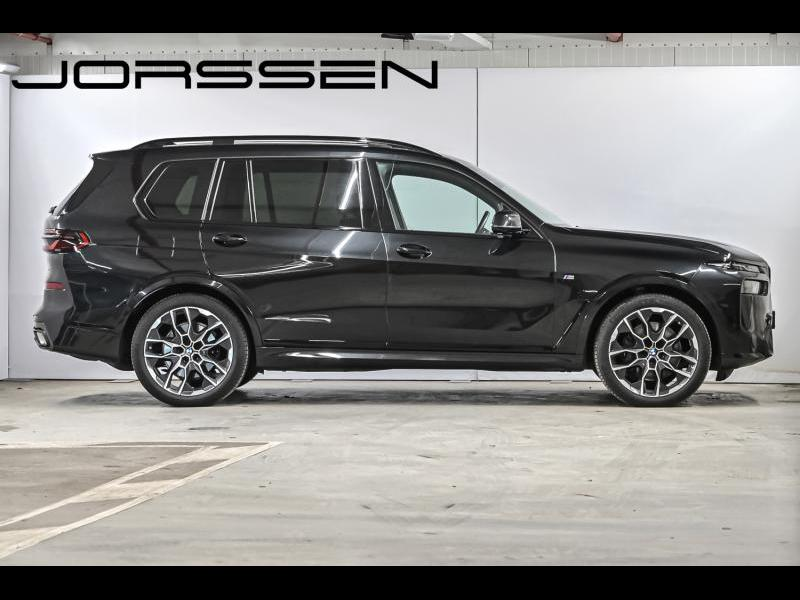 BMW X7 xDrive 40d — photo 3
