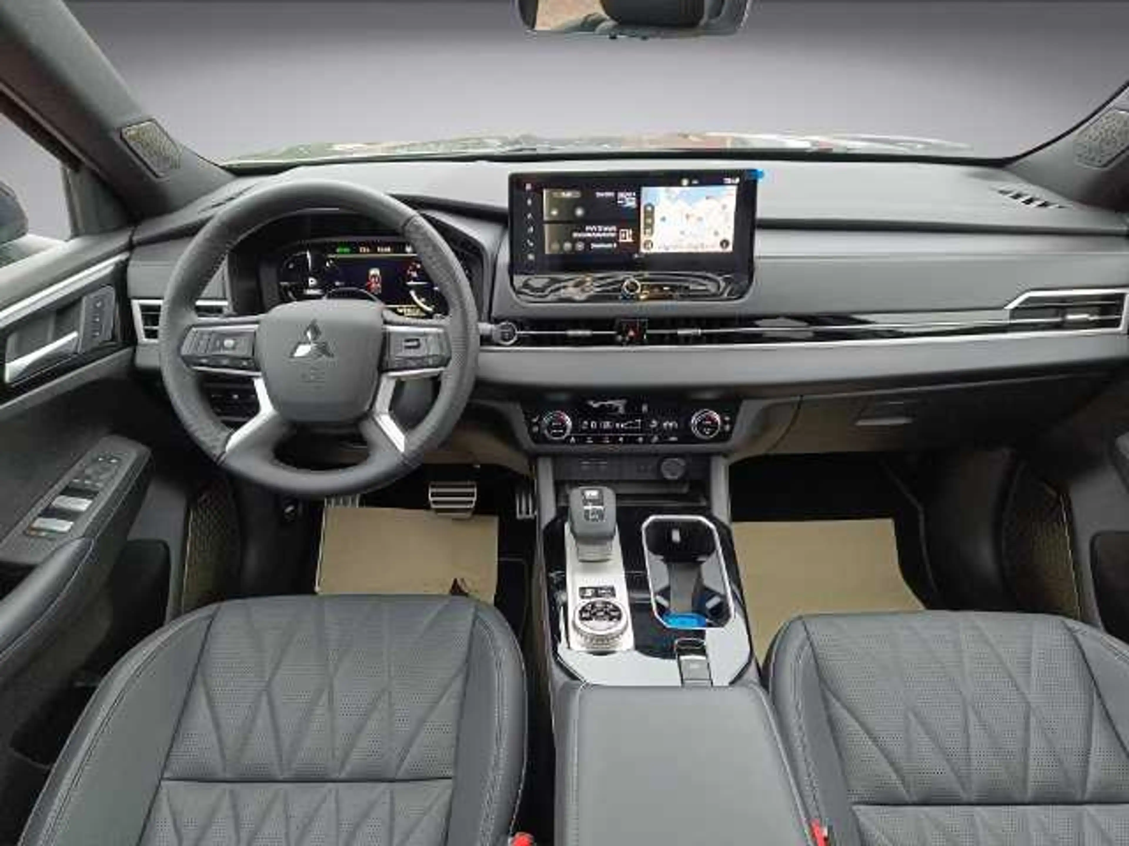 Mitsubishi Outlander 2.4L PHEV Black — photo 14