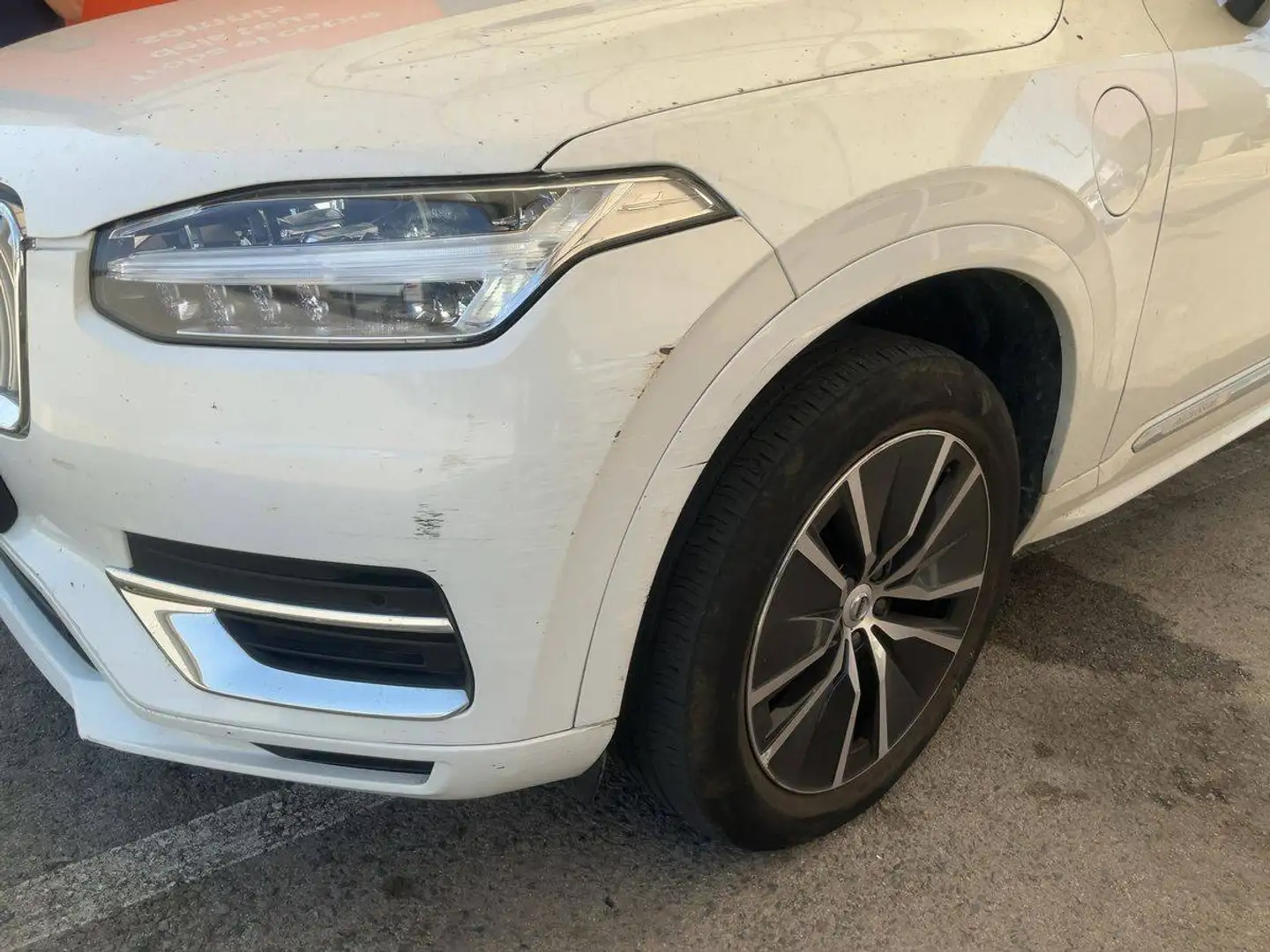 Volvo XC90 XC90 2.0 T8 Recharge Plug-in Hybrid Core AWD Weiß - 2