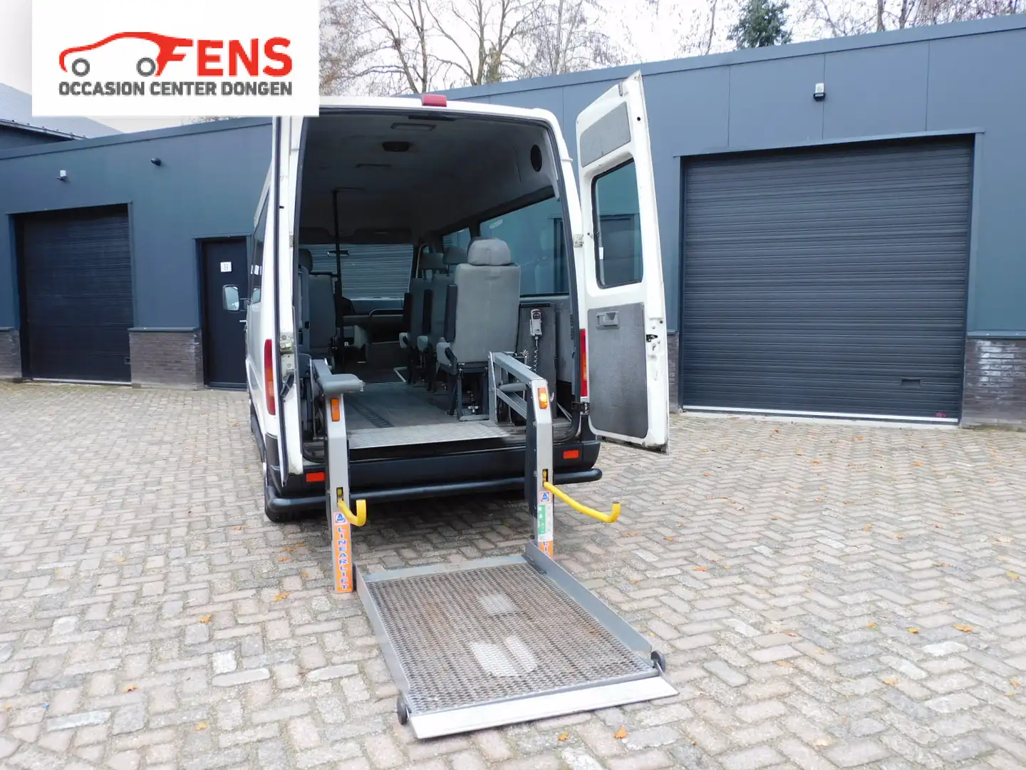 Volkswagen LT 35A 2.5 TDI lang ROLSTOELBUS! AIRCO! APK T/M 2-12- bijela - 1