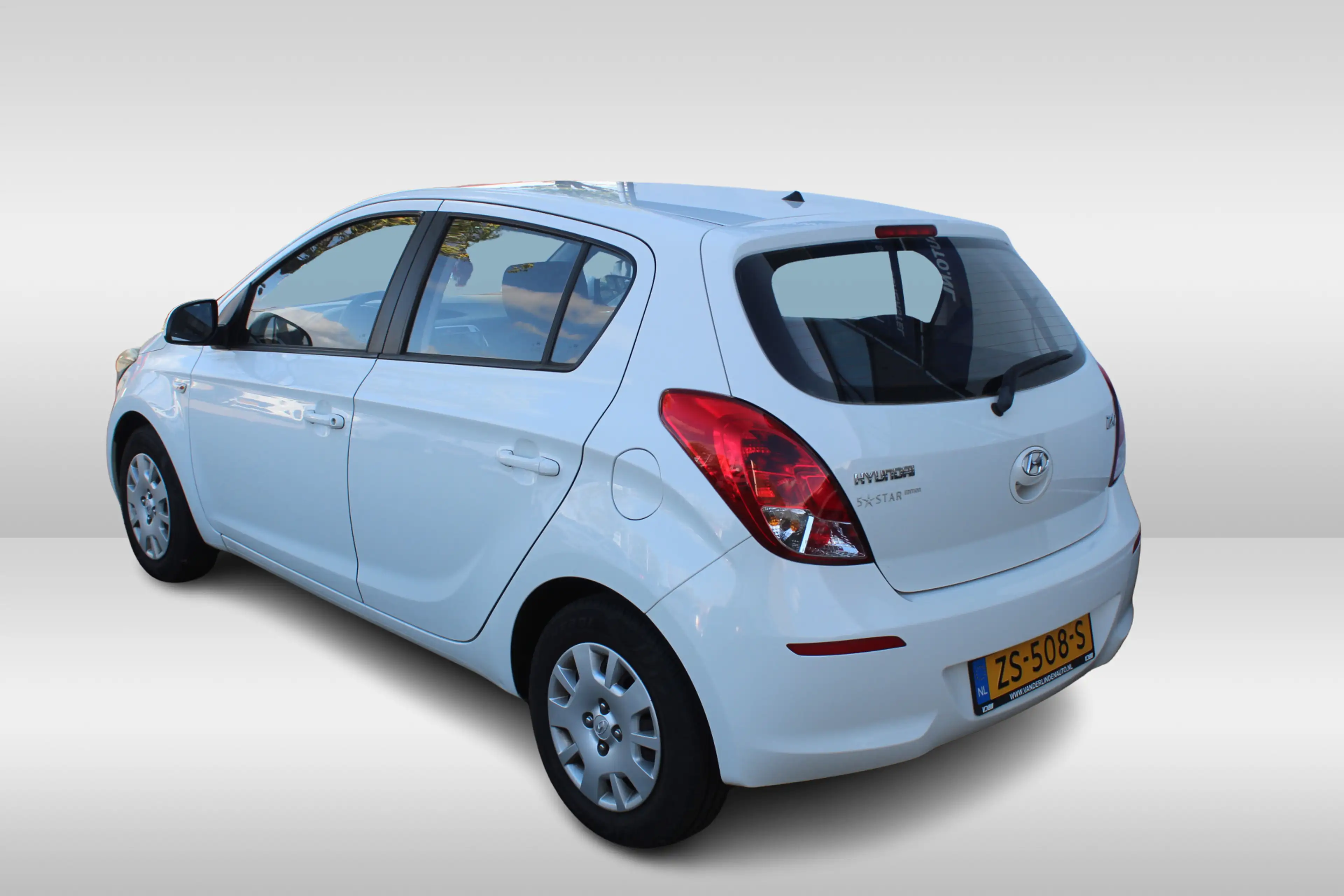 Hyundai i20 1.2i i-Drive Android auto l Apple carplay l Elekt — photo 4