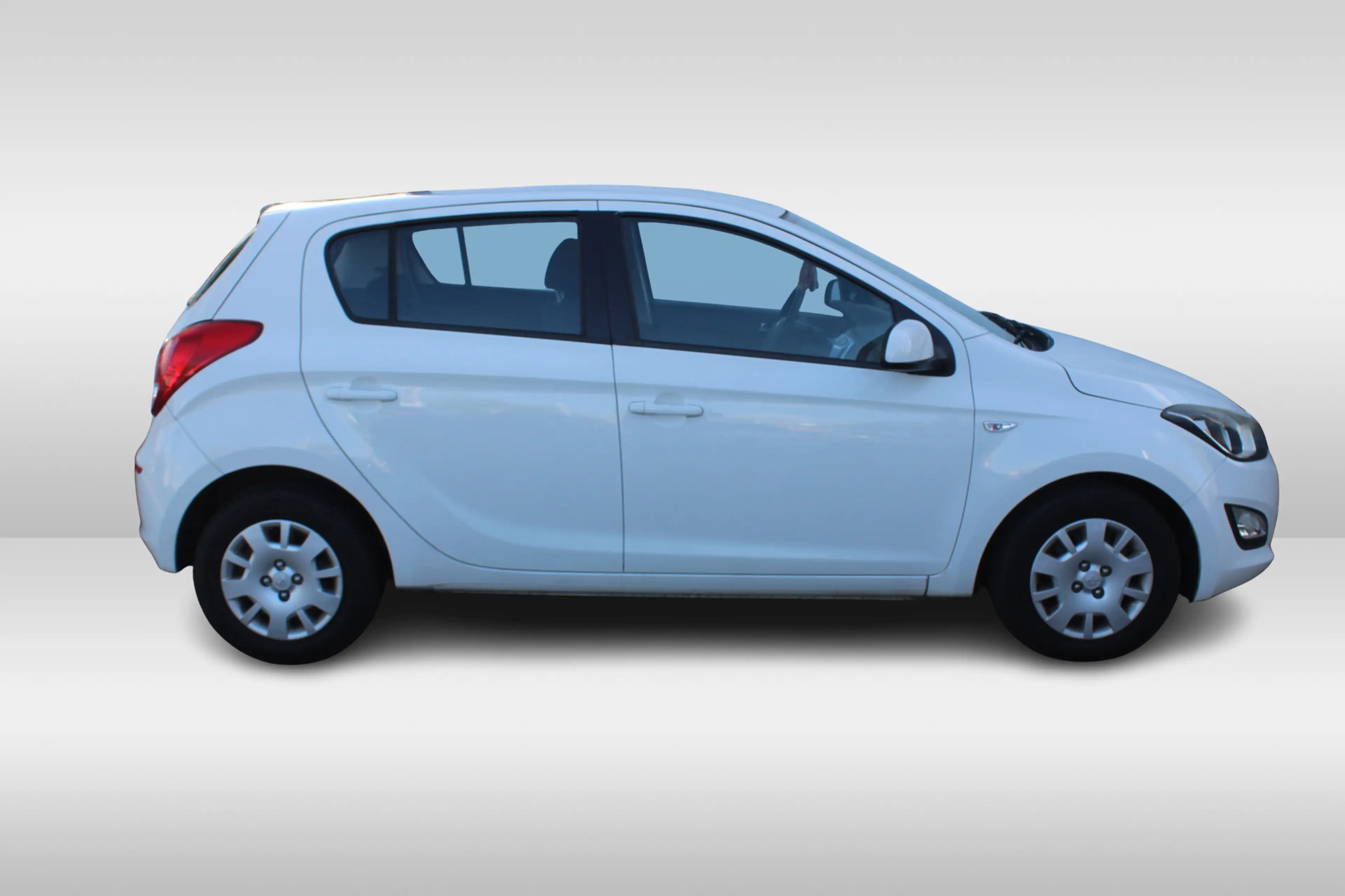 Hyundai i20 1.2i i-Drive Android auto l Apple carplay l Elekt — photo 19