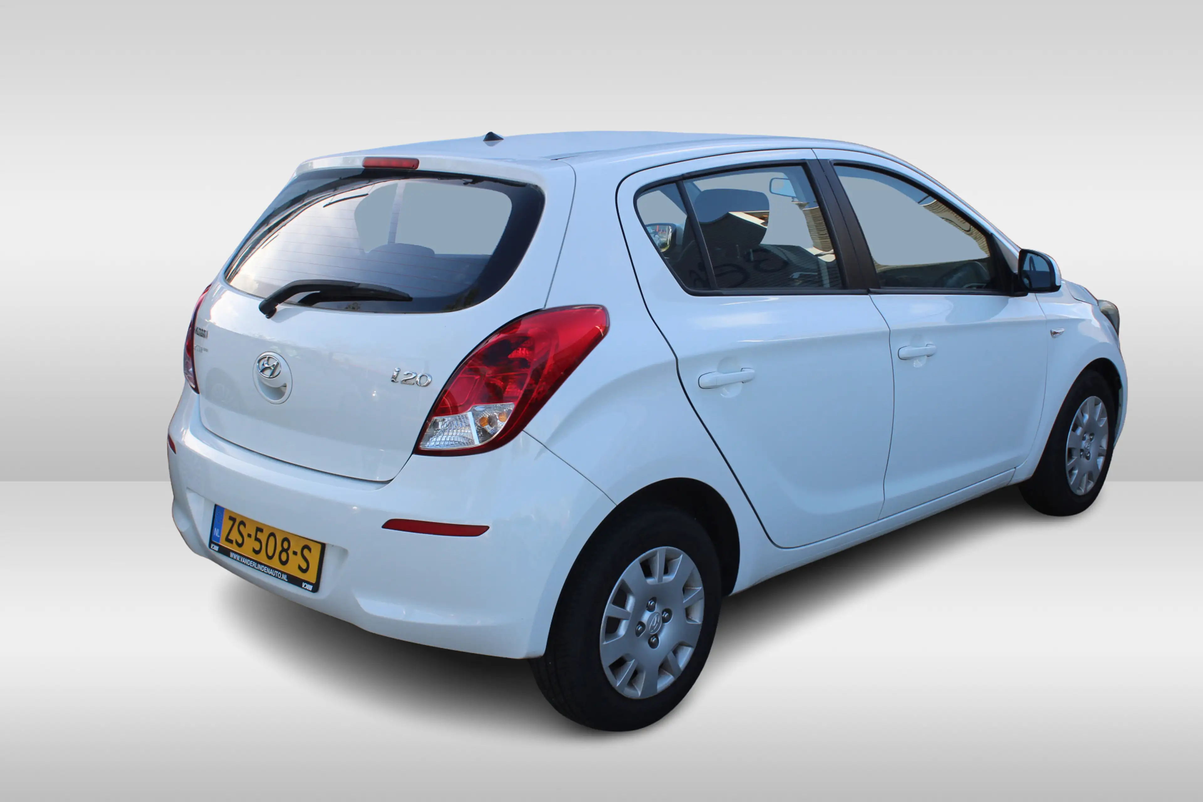 Hyundai i20 1.2i i-Drive Android auto l Apple carplay l Elekt — photo 18