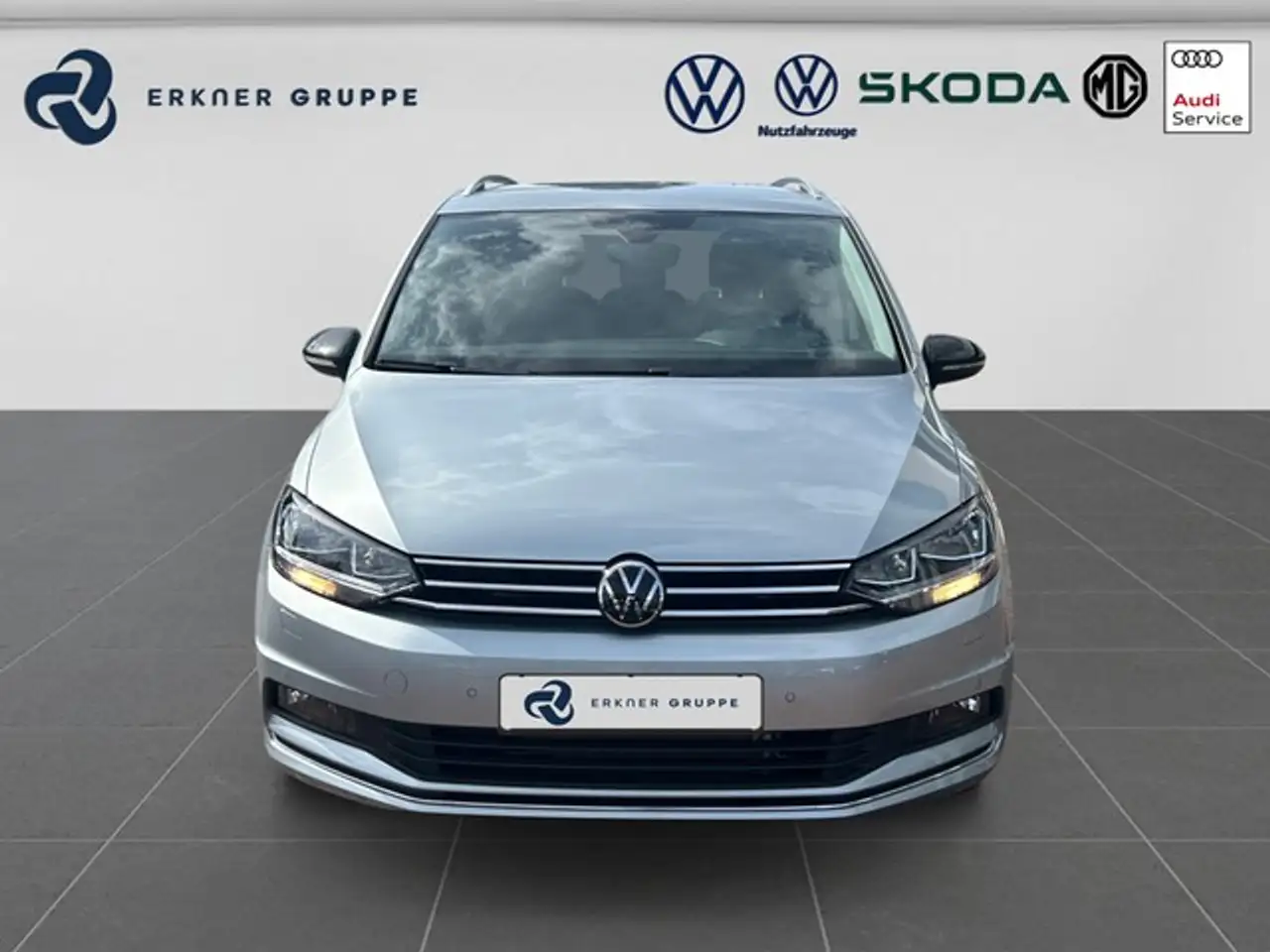 Volkswagen Touran 1.5TSI DSG Comfortline 8