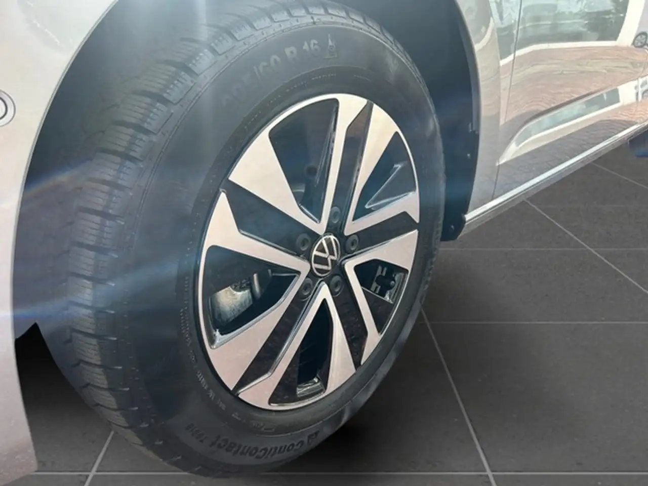 Volkswagen Touran 1.5TSI DSG Comfortline 9