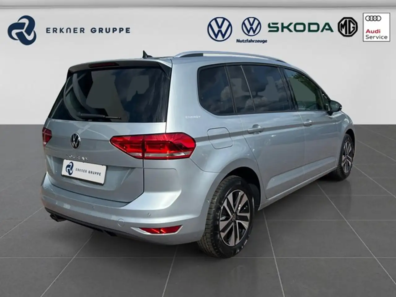 Volkswagen Touran 1.5TSI DSG Comfortline 5