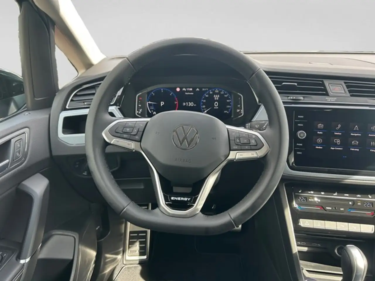 Volkswagen Touran 1.5TSI DSG Comfortline 13