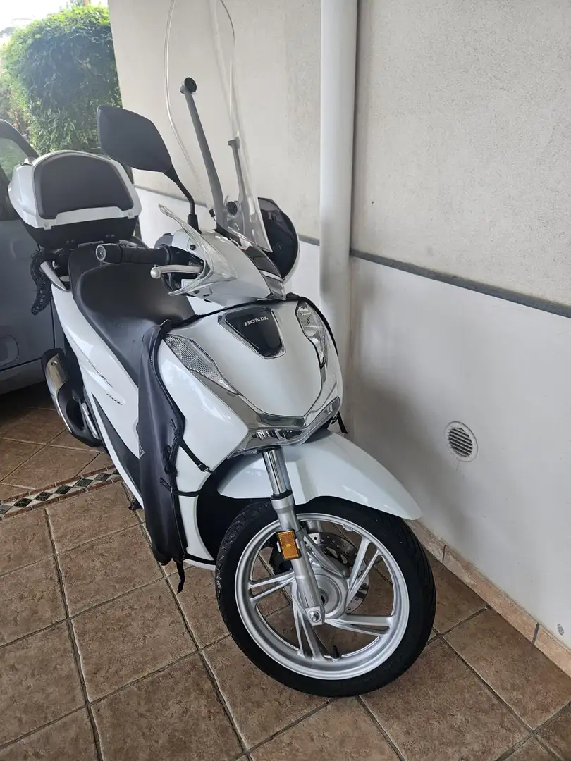Honda SH 150i Blanc - 1
