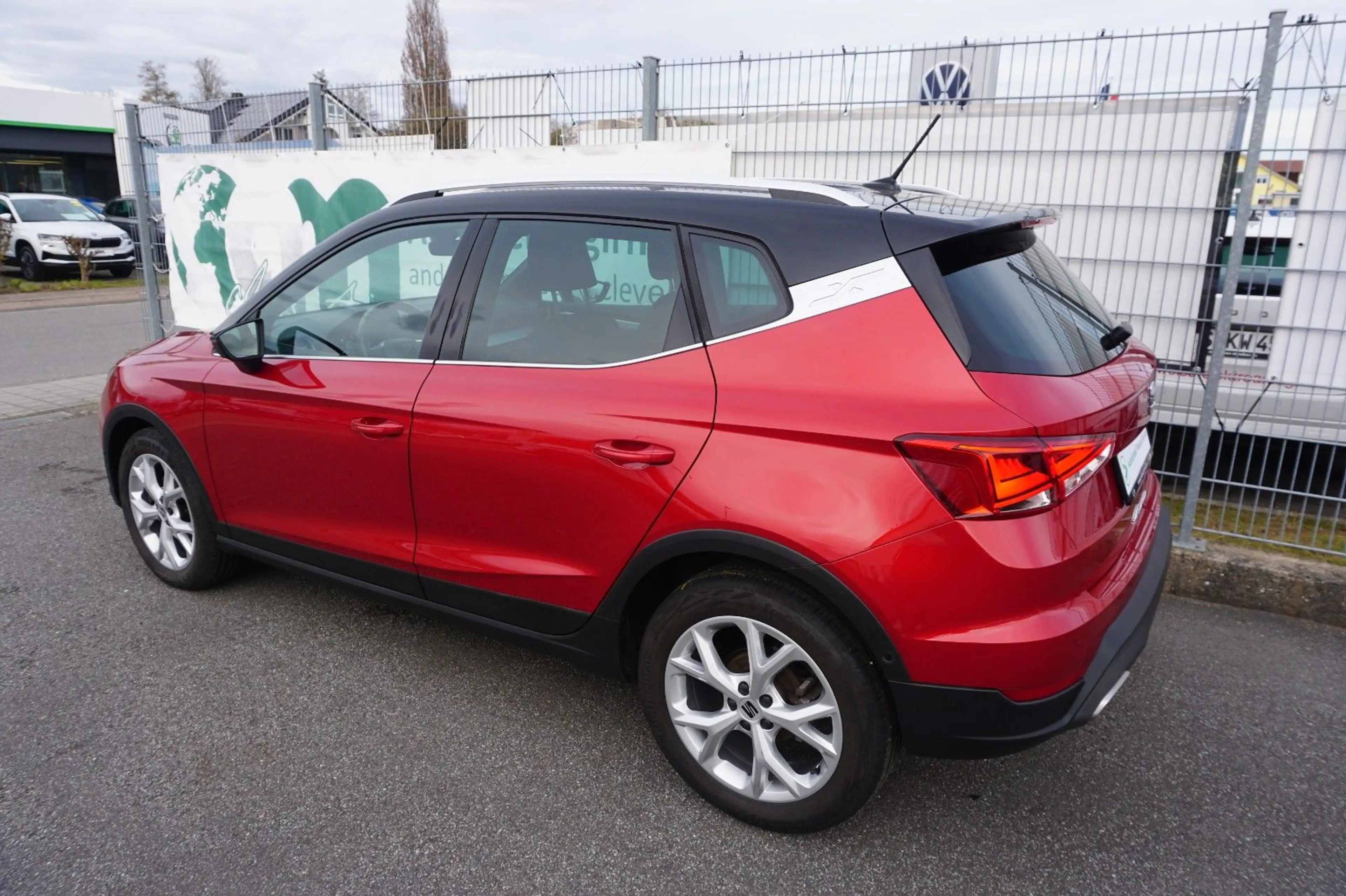 SEAT Arona FR 1.0 TSI DSG KESSY/ACC/RFK/PLA/NAVI — photo 4