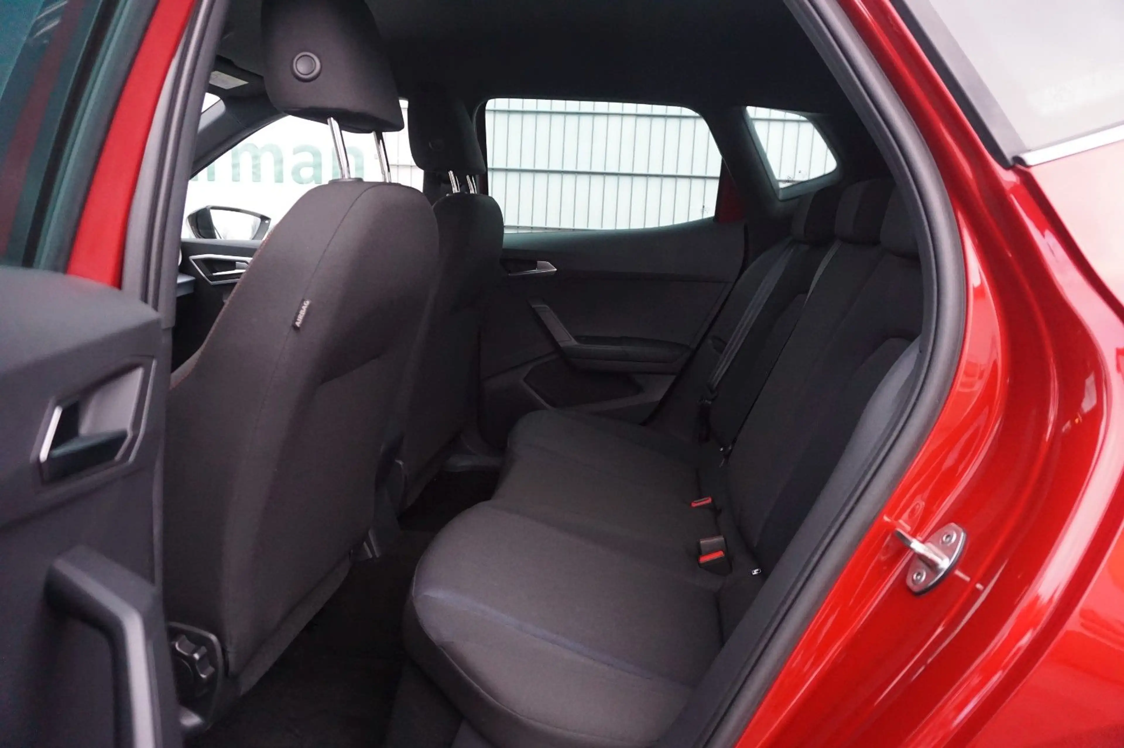 SEAT Arona FR 1.0 TSI DSG KESSY/ACC/RFK/PLA/NAVI — photo 13