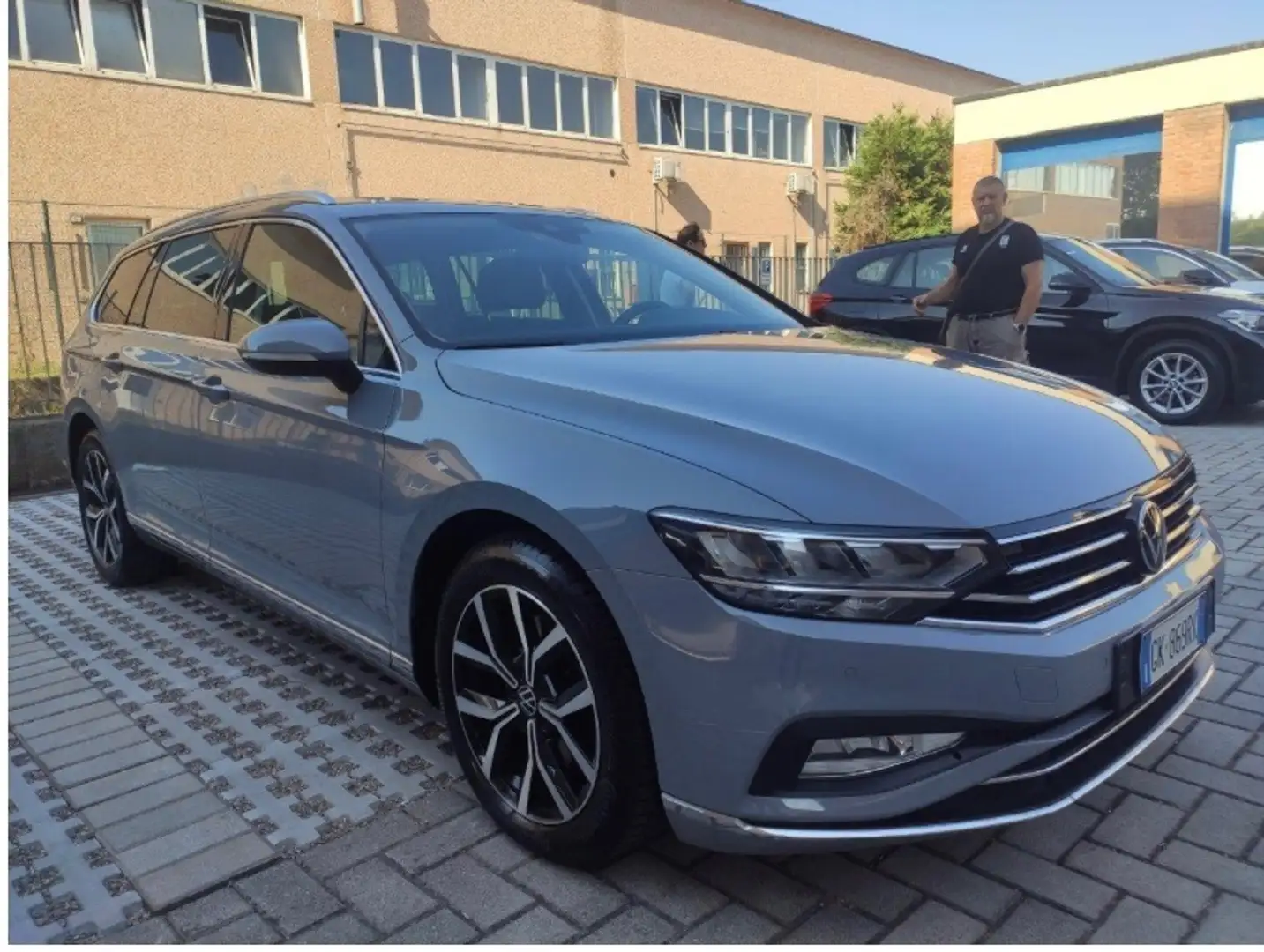 Volkswagen Passat Variant 2.0 tdi 150cv Tetto apribile/ IVA esposta - 1