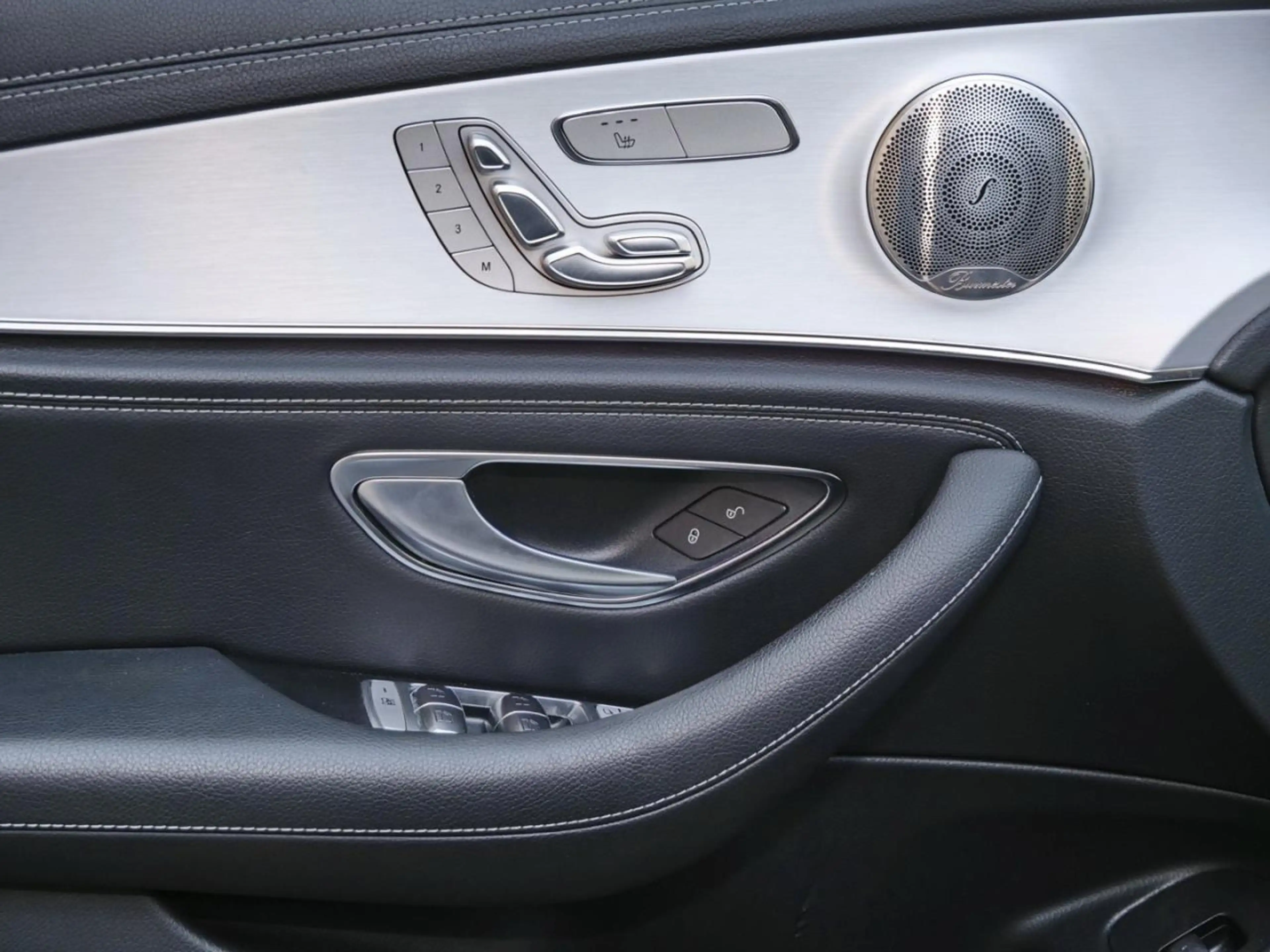 Mercedes-Benz E 400 d 4M T AMG Distronic Burmester 360° AHK — photo 14